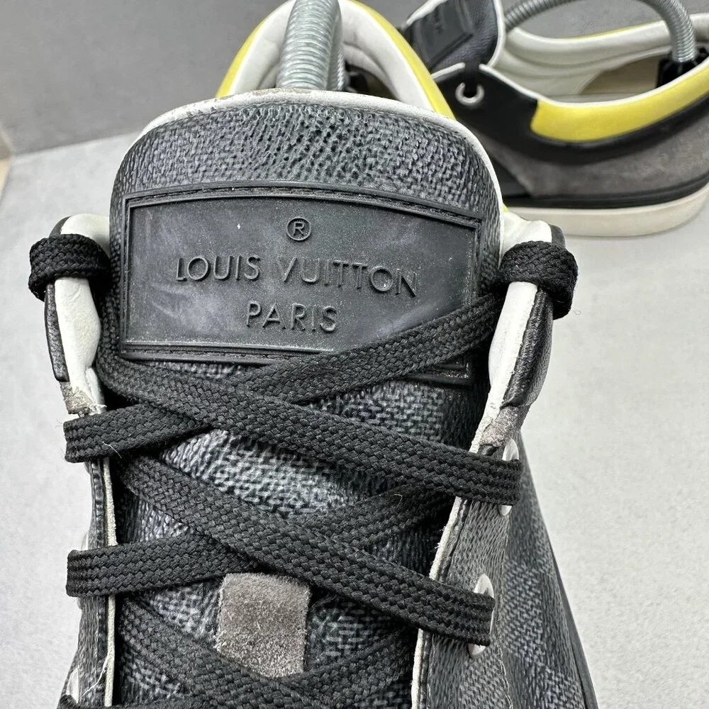 Mens 9.5 (UK 8.5) Louis Vuitton Twister Trainer Gray Damier Suede Canvas Leather